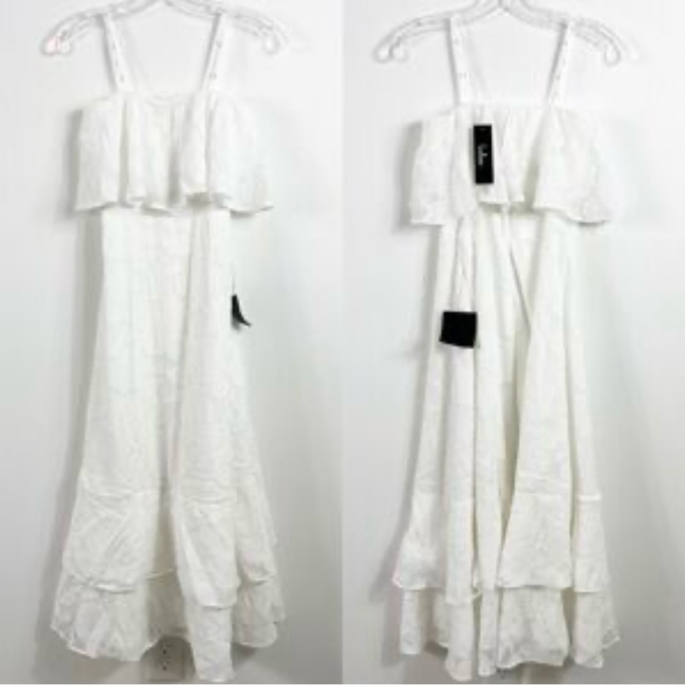 Lulu's Love You So Truly White Dress Burnout Flowers medium NWT
Strapless Midi